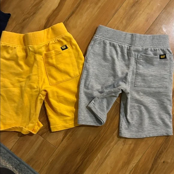 CAT Kids Construction Themed Outfit Set - Picture 3 of 4